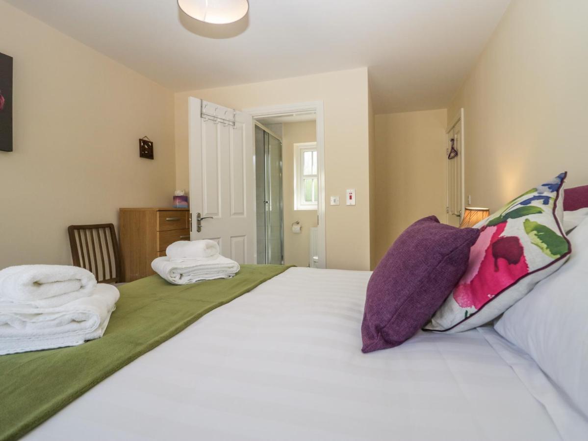 Villa Rolo'S Retreat à Grange-over-Sands Extérieur photo